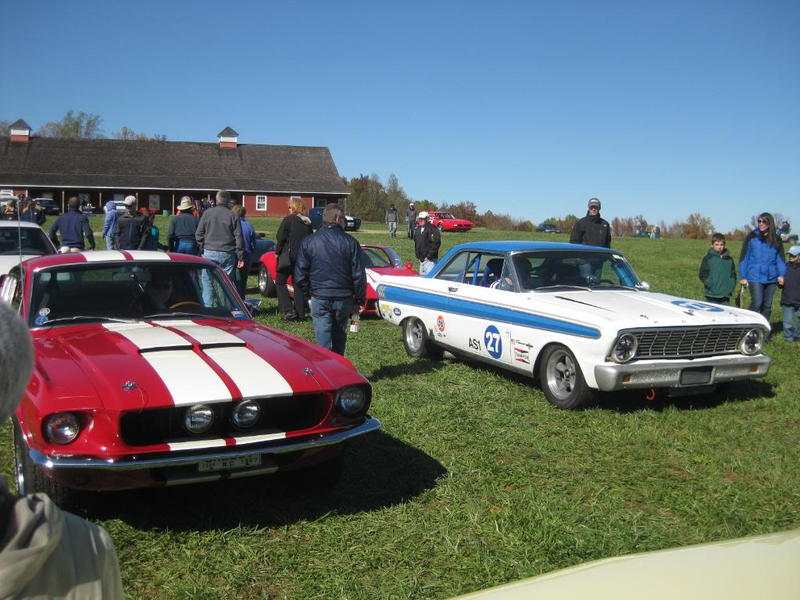 Illustration for article titled Vintage Car Porn: Heacock Classic Gold Cup 2011 at VIR (1/3)